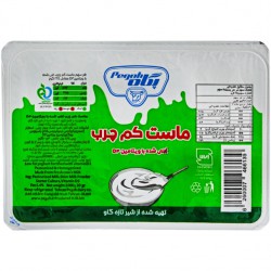ماست کم چرب حاوی ویتامین D3 پگاه 1 کیلویی